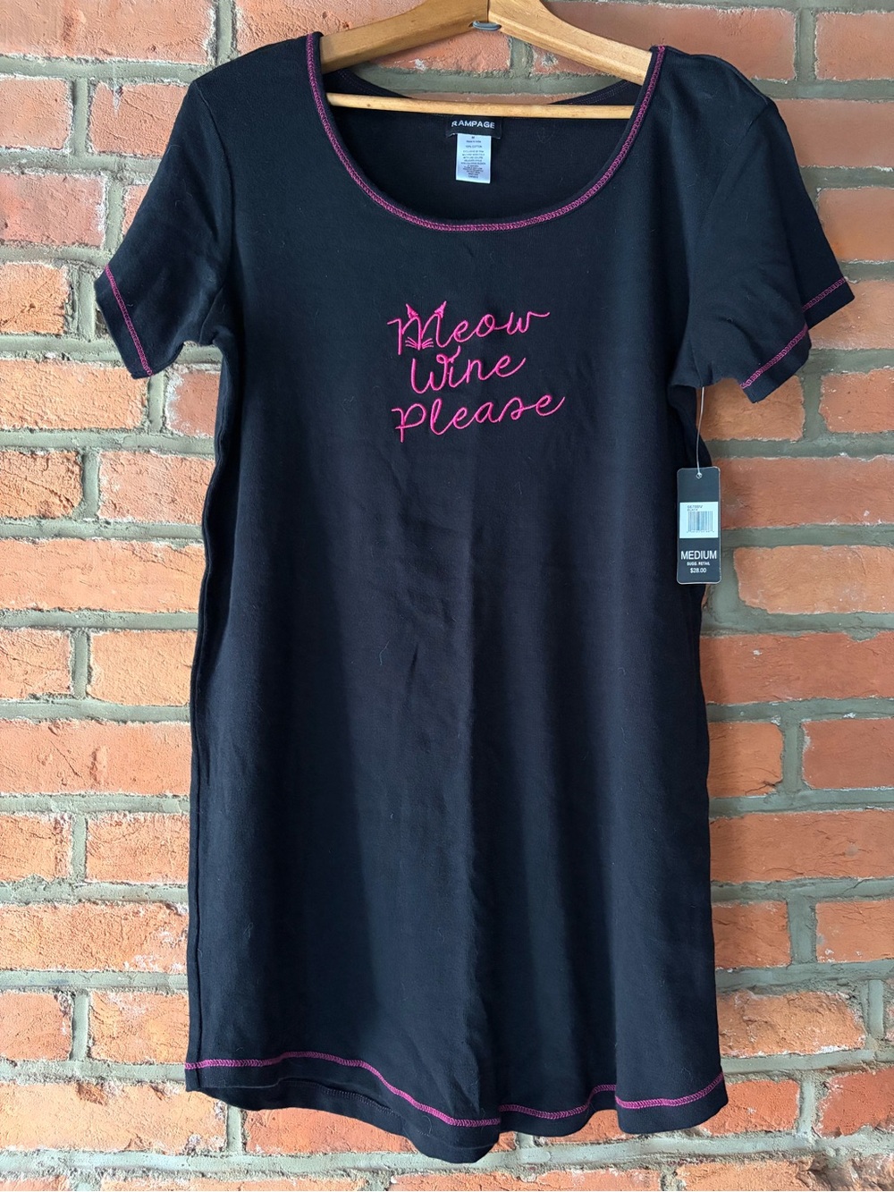 Rampage Nightgown Sleep Shirt Black & Pink “Meow Wine Please,” size M